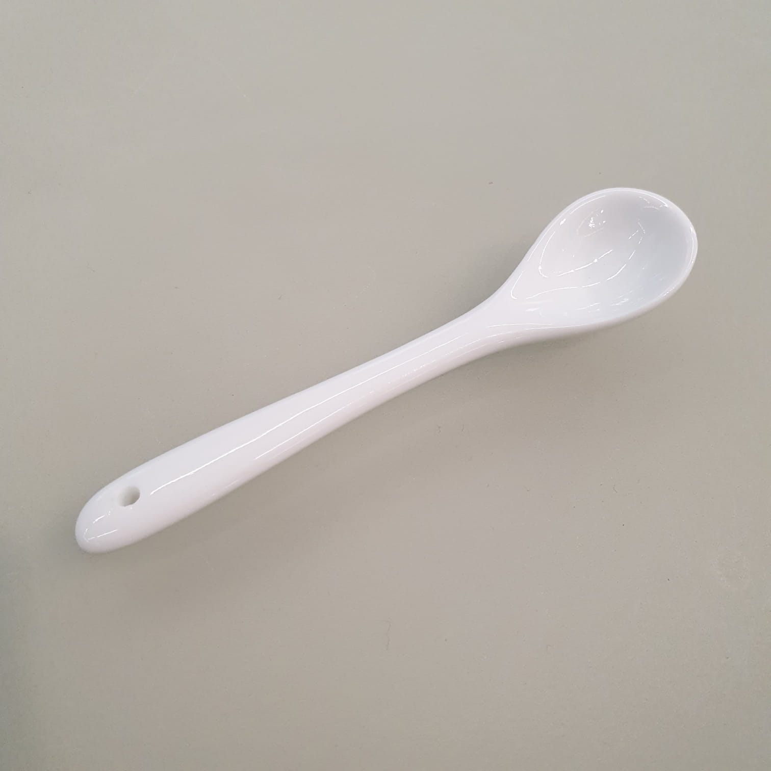 9baa51fa0779a601b1ad2d8ada917f4a.jpeg Colher Grande 11,5CM - Imagem 1