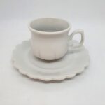 Xícara de café Bia com pires