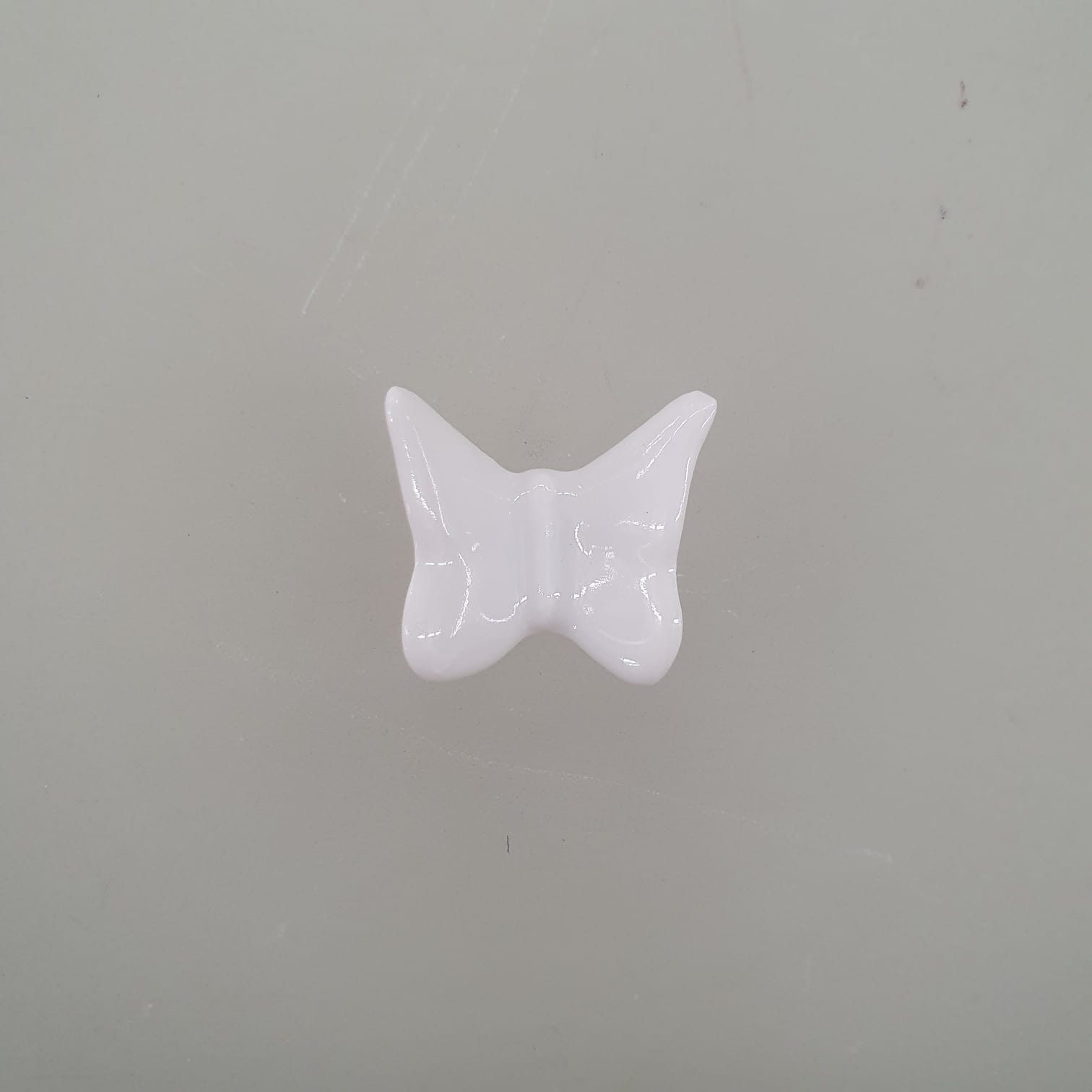 7005dcf913dcba7ac66214cd23414975.jpeg Borboleta 2cm- P - Imagem 1